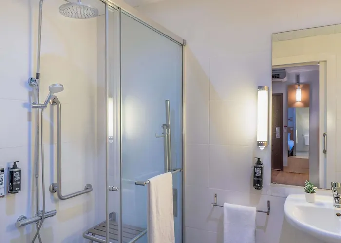 Ibis MeridianaHotel Barcelone